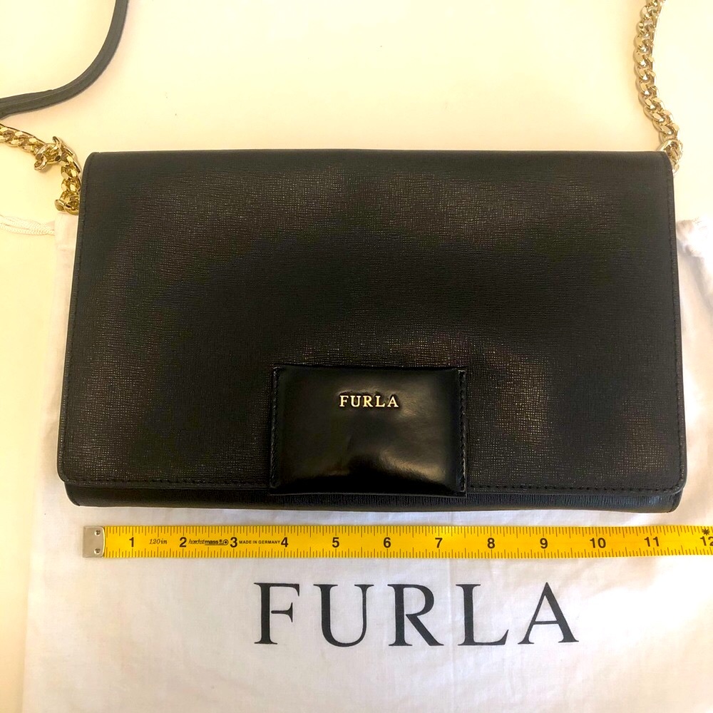 FURLA xl leather clutch / shoulder bag